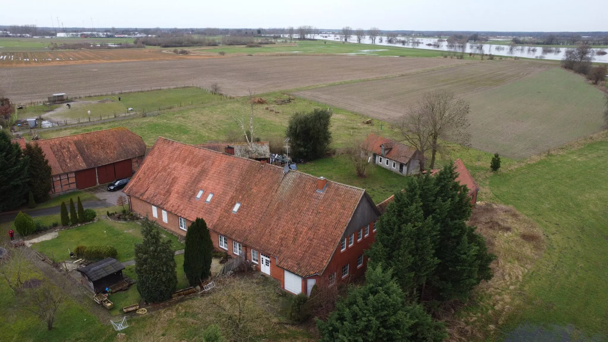 Immobilienangebot - Frankenfeld - Alle - Mit Blick zur Aller! Für Anpacker und Selbermacher!