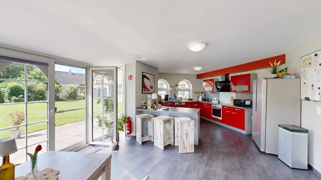 Immobilienangebot - Geestland - Alle - Gästehaus mit 10 Zimmern und 2 Ferienwohnungen – Nordsee-Nähe