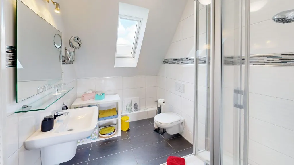 Immobilienangebot - Geestland - Alle - Gästehaus mit 10 Zimmern und 2 Ferienwohnungen – Nordsee-Nähe