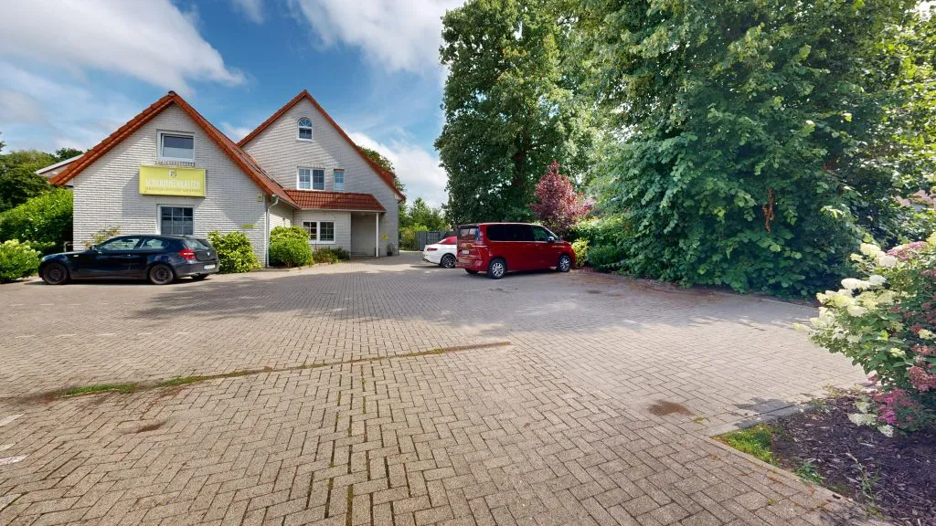 Immobilienangebot - Geestland - Alle - Gästehaus mit 10 Zimmern und 2 Ferienwohnungen – Nordsee-Nähe
