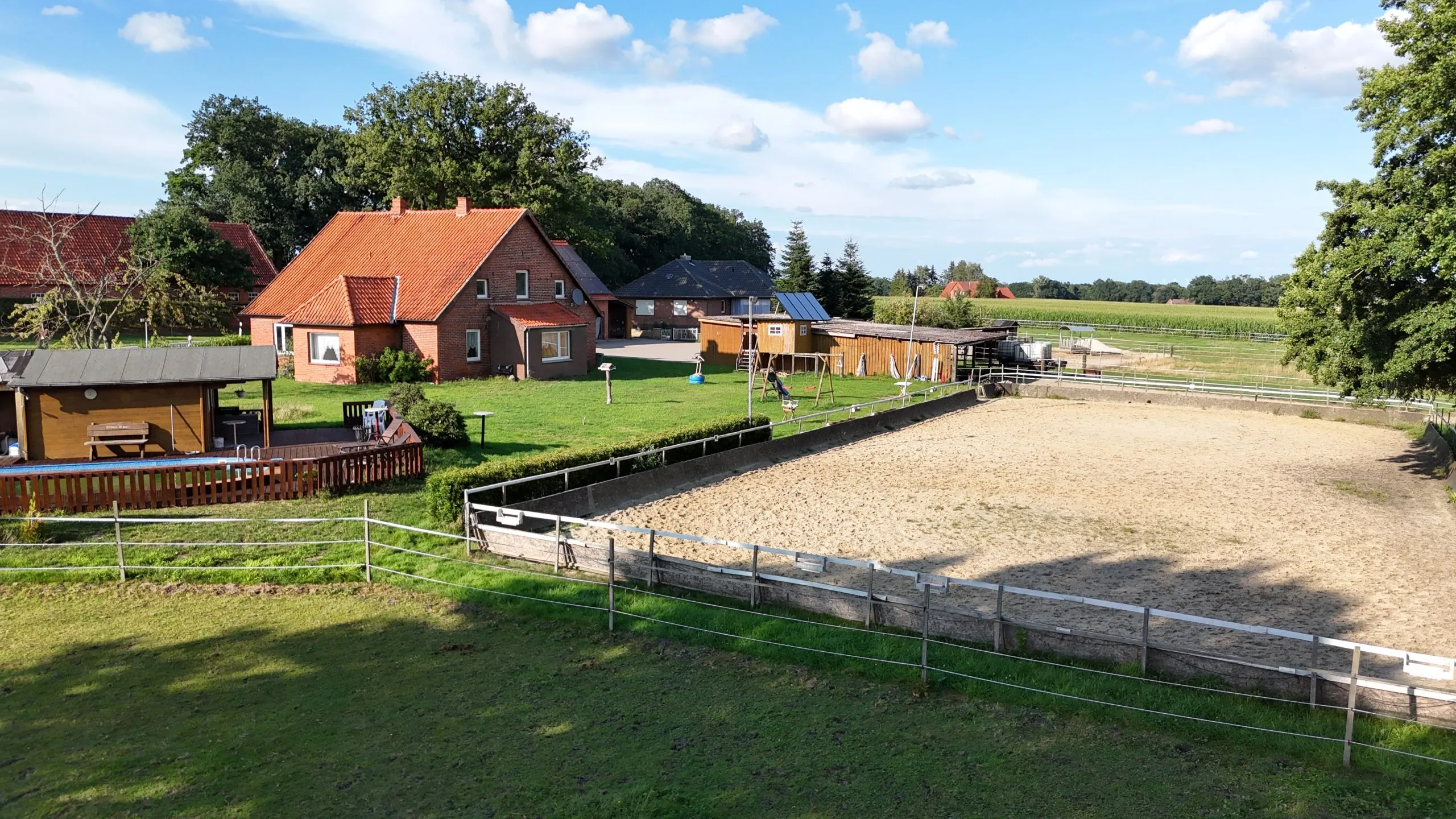 Immobilienangebot - Wietzen - Alle - Ponyhof, Pool und Platz für neue Pläne in Wietzen