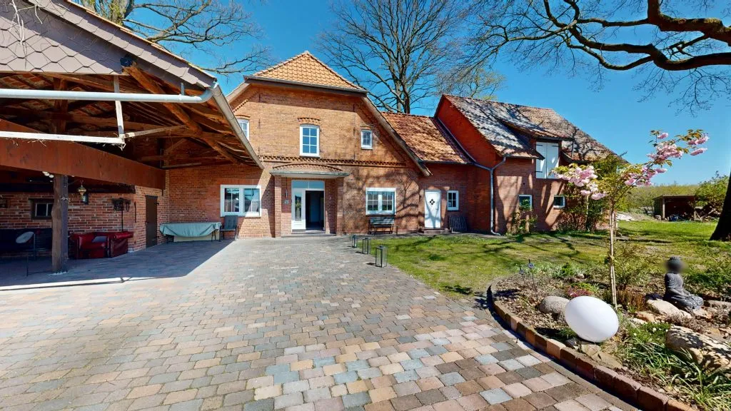 Immobilienangebot - Pennigsehl - Alle - Ein Zuhause am Feldrand! Saniertes Bauernhaus in Pennigsehl