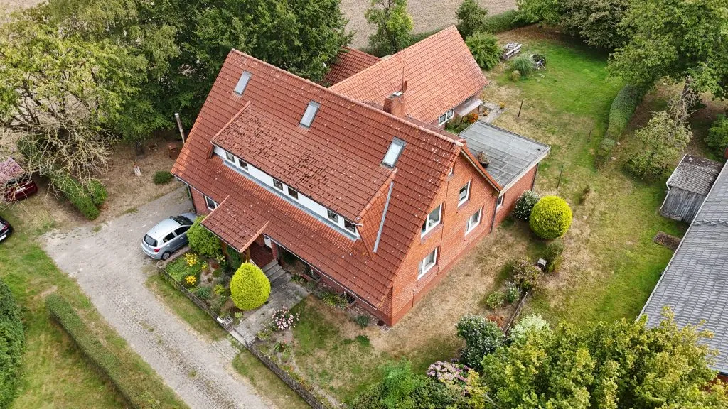 Immobilienangebot - Bassum - Alle - Zwei Einheiten, ein Zuhause. Albringhausen am Feldrand.