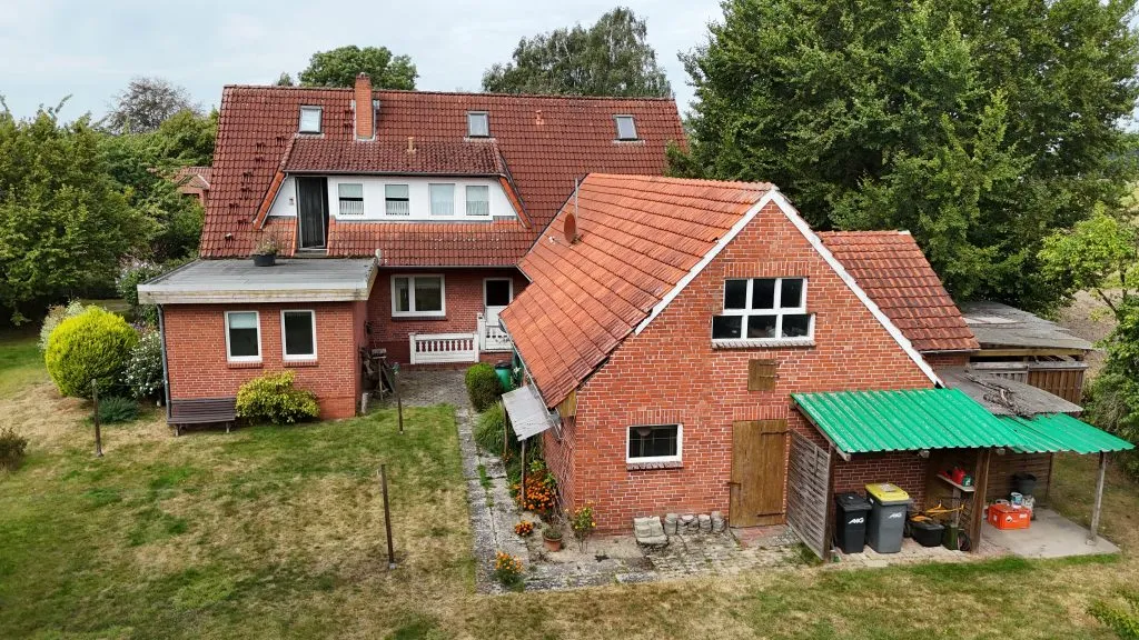 Immobilienangebot - Bassum - Alle - Zwei Einheiten, ein Zuhause. Albringhausen am Feldrand.