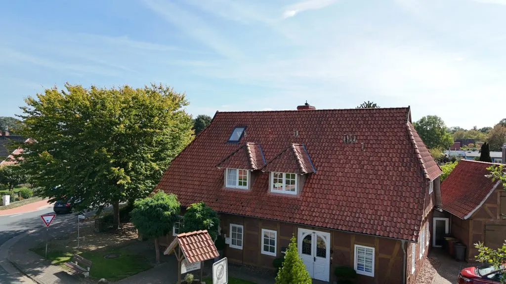 Immobilienangebot - Bruchhausen-Vilsen - Alle - Moderne 3-Zimmer-Maisonettewohnung mit 89 m², eigenem Eingang und Gartenecke im Ortskern von Vilsen