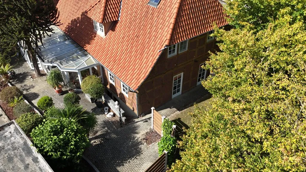 Immobilienangebot - Bruchhausen-Vilsen - Alle - Moderne 3-Zimmer-Maisonettewohnung mit 89 m², eigenem Eingang und Gartenecke im Ortskern von Vilsen